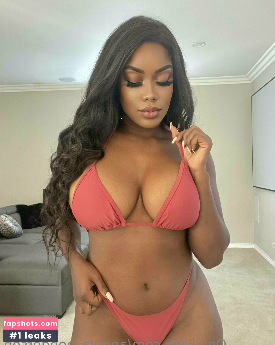 Angela Henderson gallery photo #7