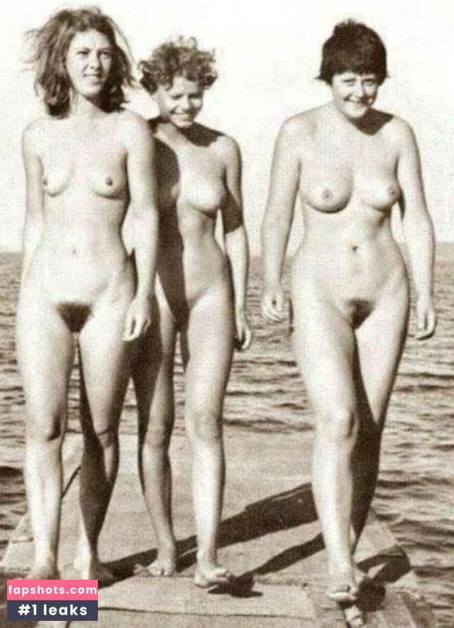 Angela Merkel Filtración Desnuda OnlyFans Foto #4 - Fapshots