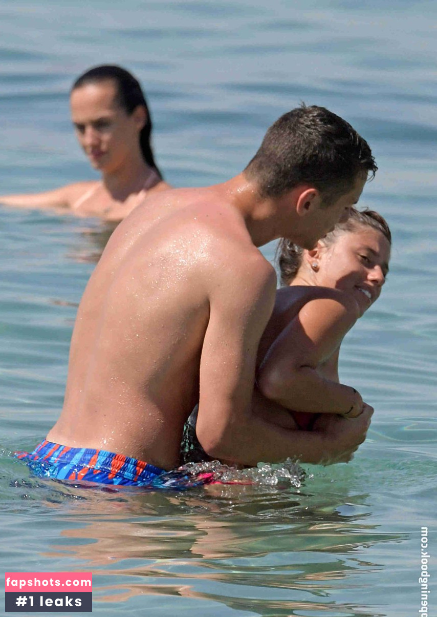 Angela Nasti gallery photo #43