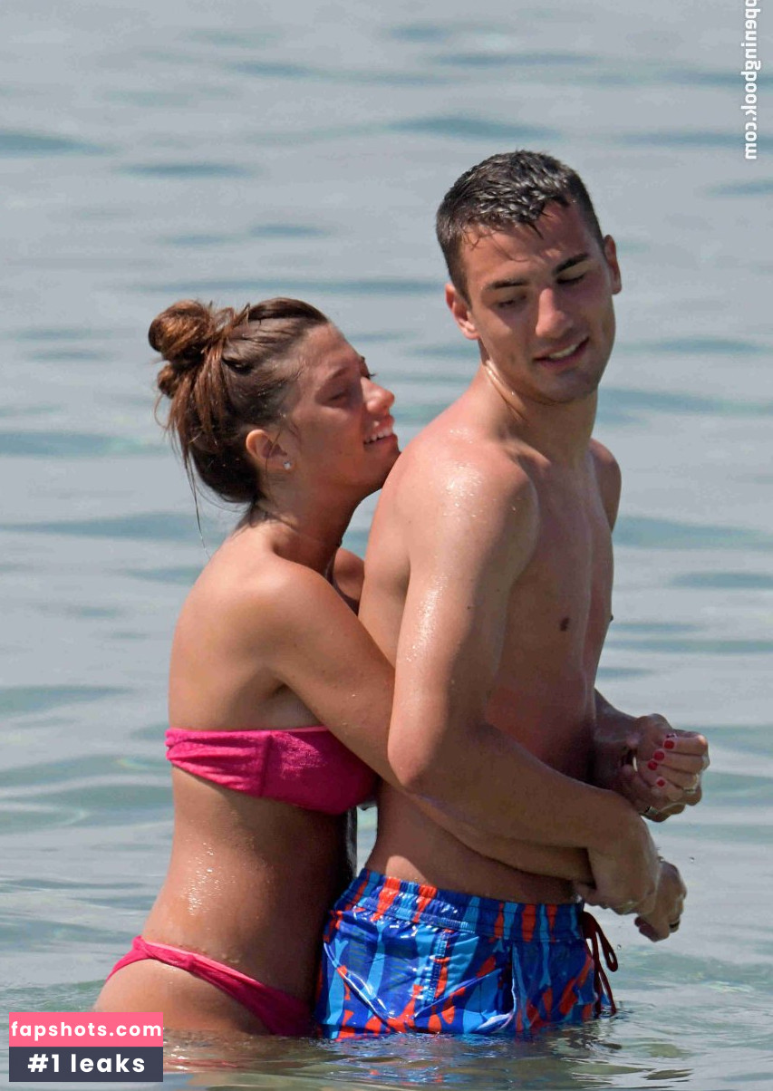 Angela Nasti gallery photo #46