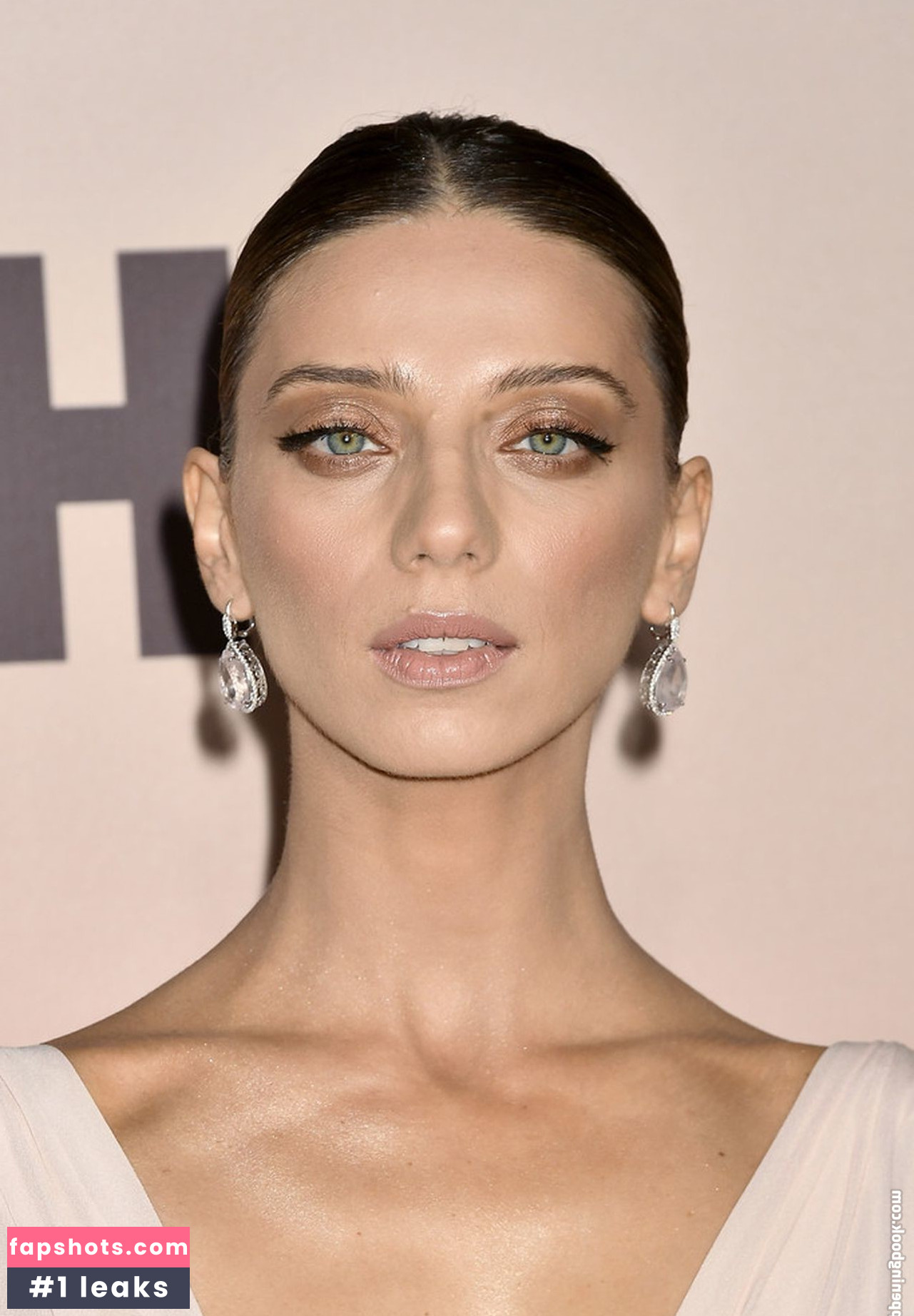 Angela Sarafyan gallery photo #28