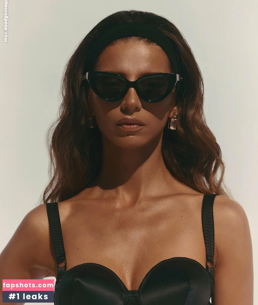 Angela Sarafyan gallery photo #4