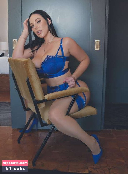 Angela White gallery photo #3912