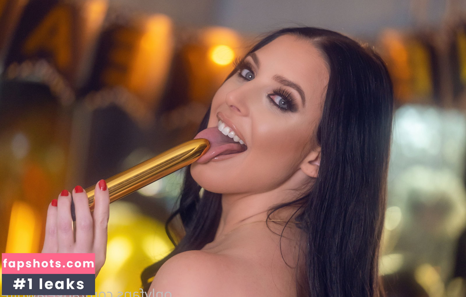 Angela White gallery photo #32