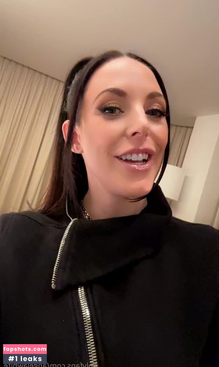 Angela White gallery photo #4144