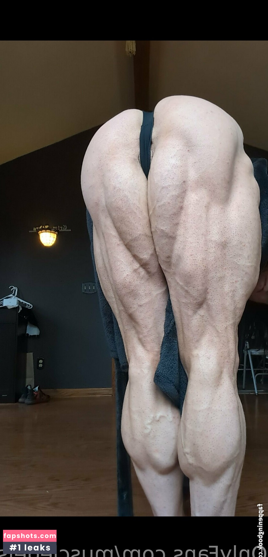 Angela Yeo gallery photo #56