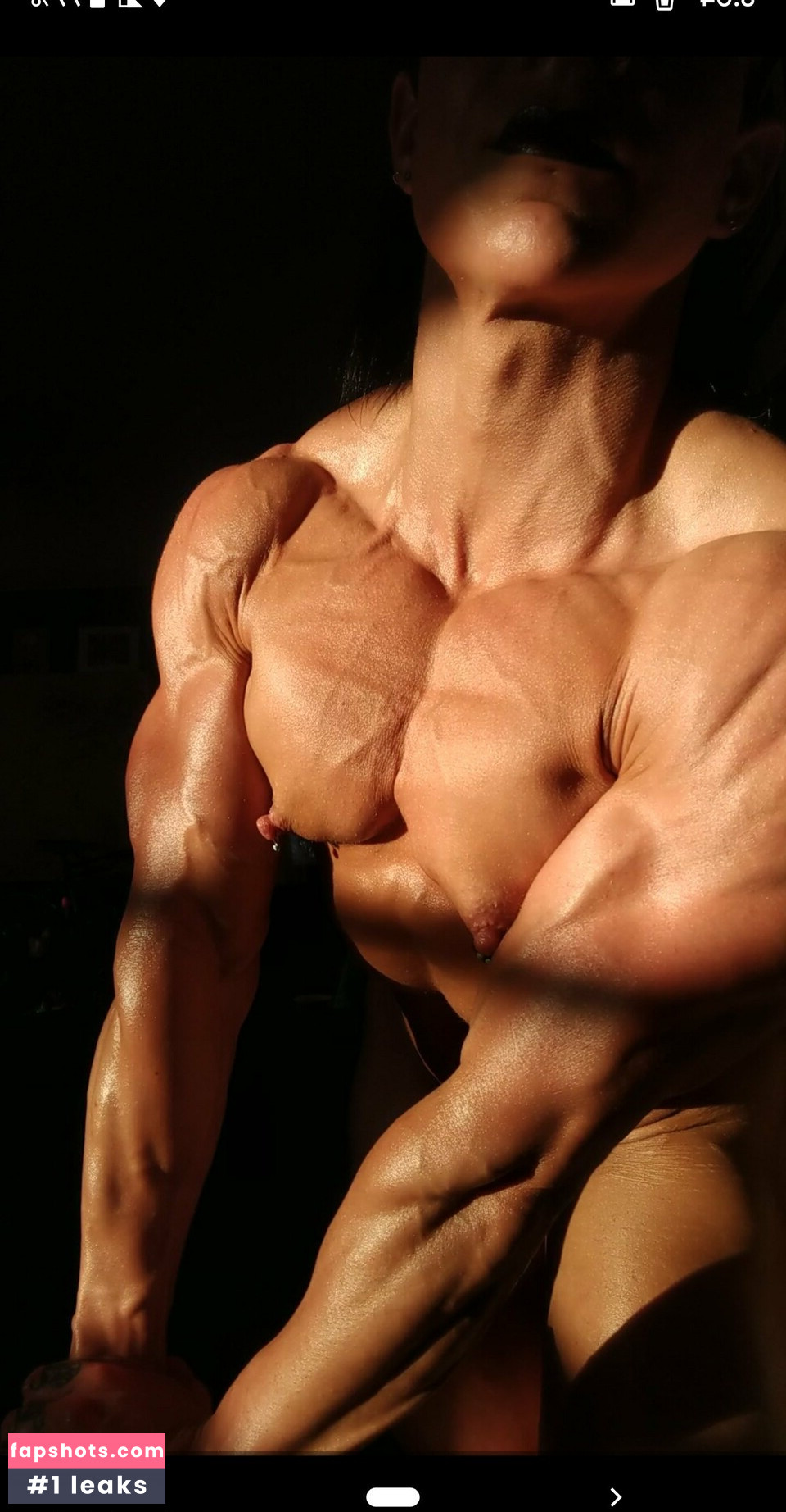 Angela Yeo gallery photo #81