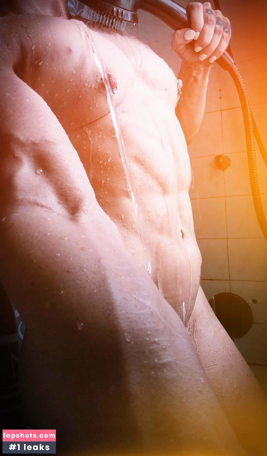 Angela Yeo gallery photo #86