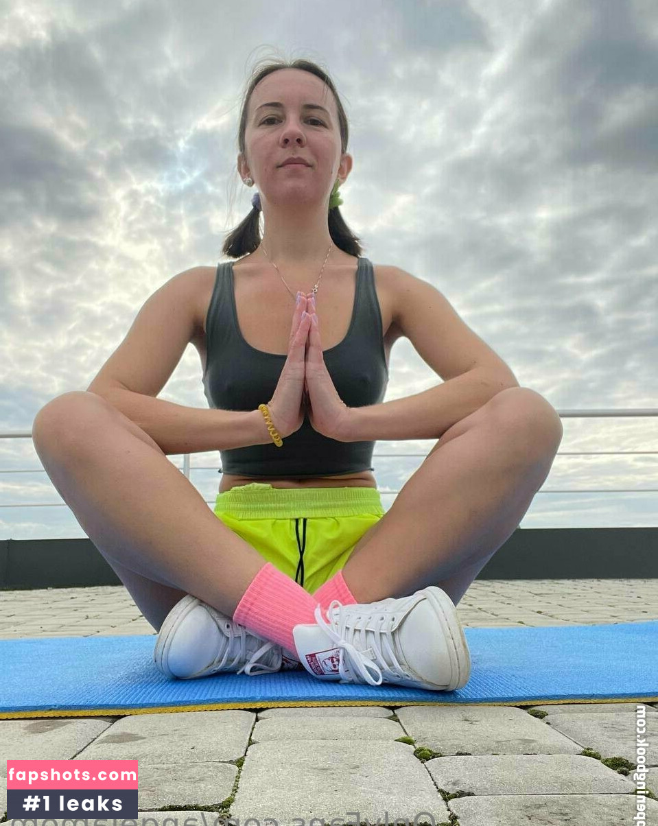 angelamom gallery photo #102