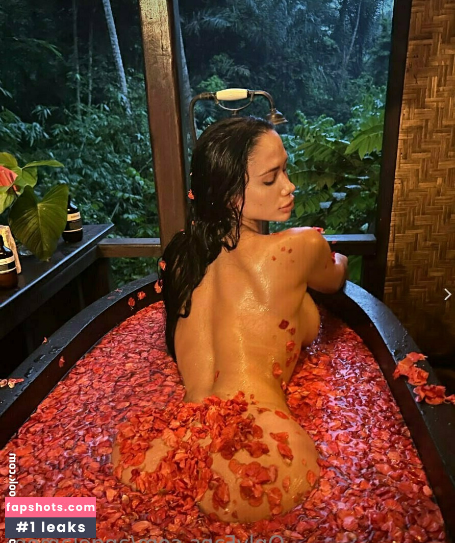 angelamom gallery photo #86