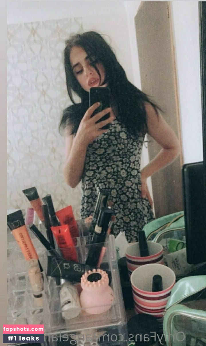 angelamoorex nude babe gallery