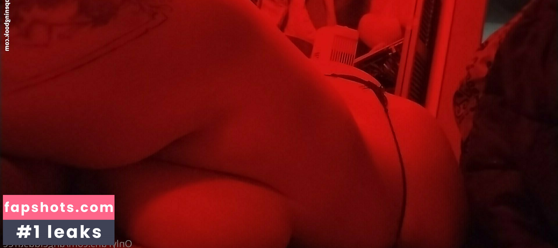 angeldustfree nude babe gallery