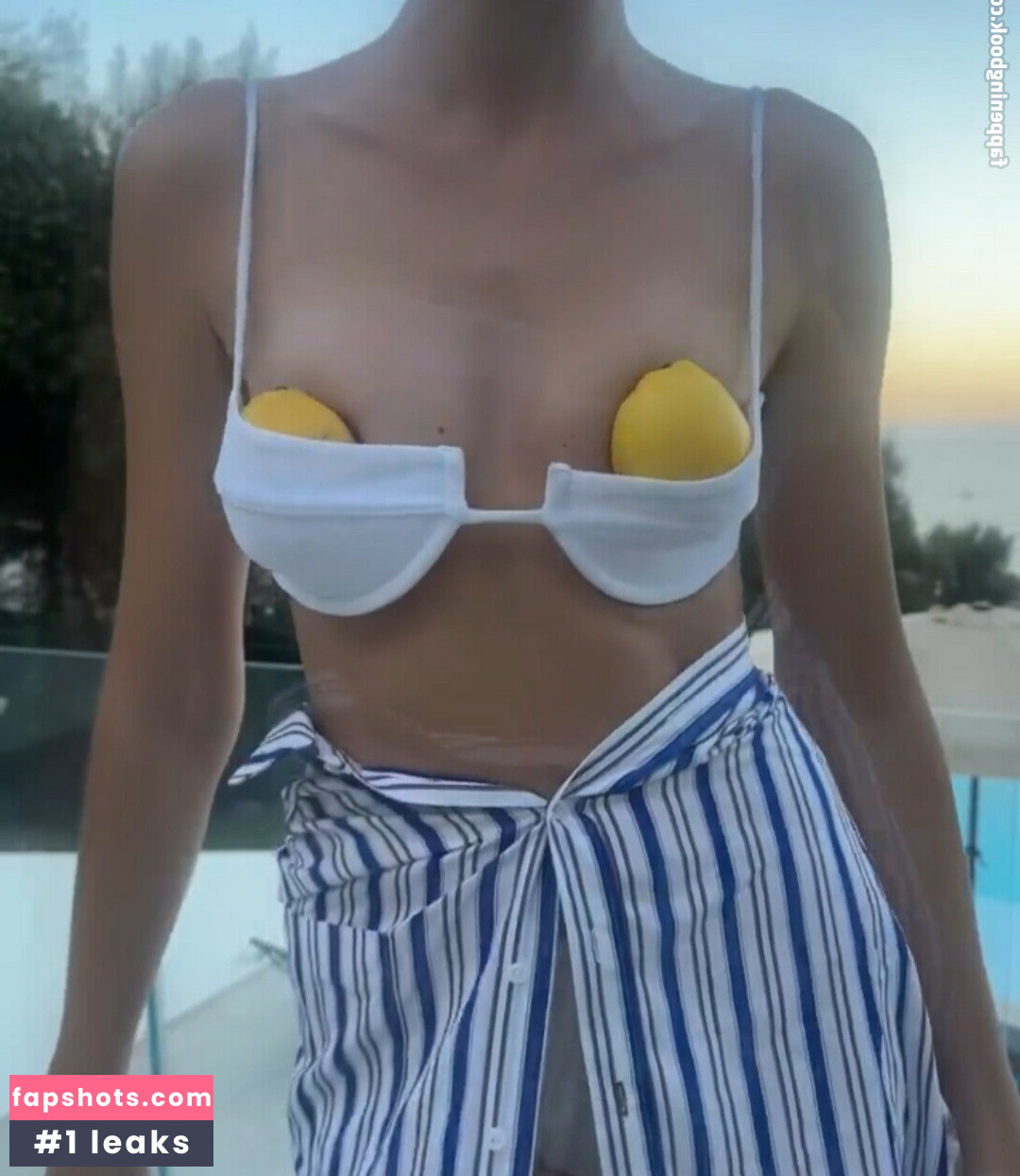 Angèle Van Laeken gallery photo #27