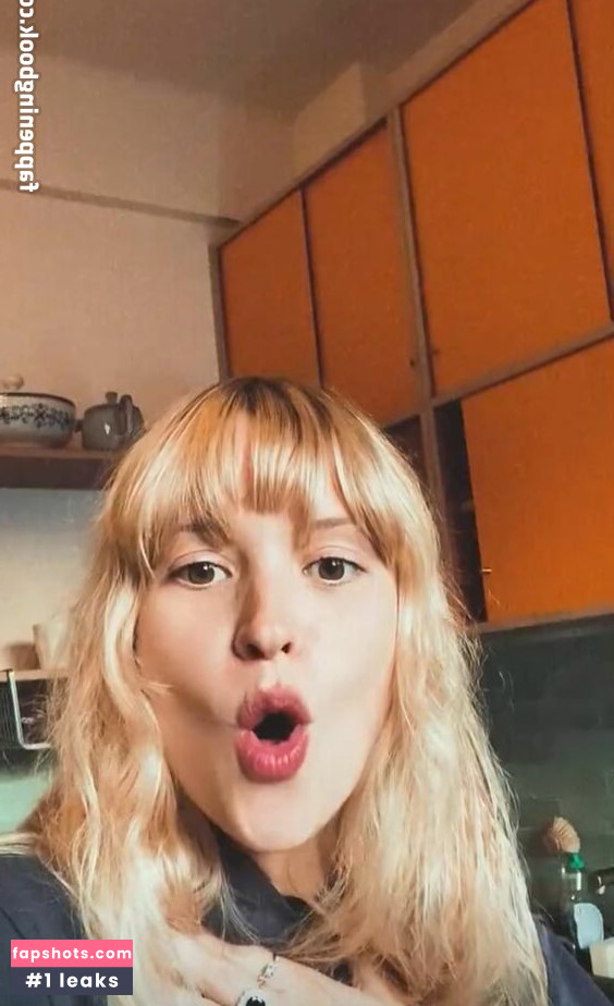 Angèle Van Laeken gallery photo #62