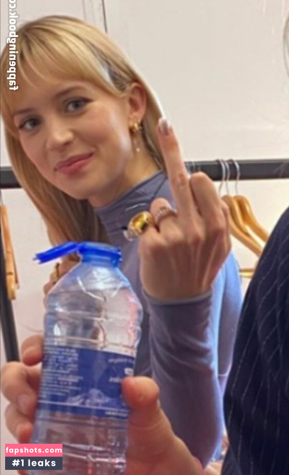 Angèle Van Laeken gallery photo #71