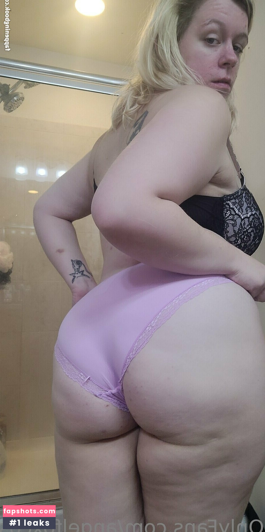 angelfoxcos nude babe gallery