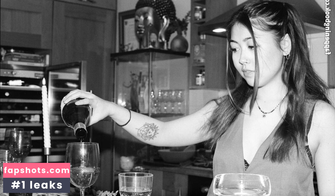 Angelic Lofi ASMR gallery photo #64