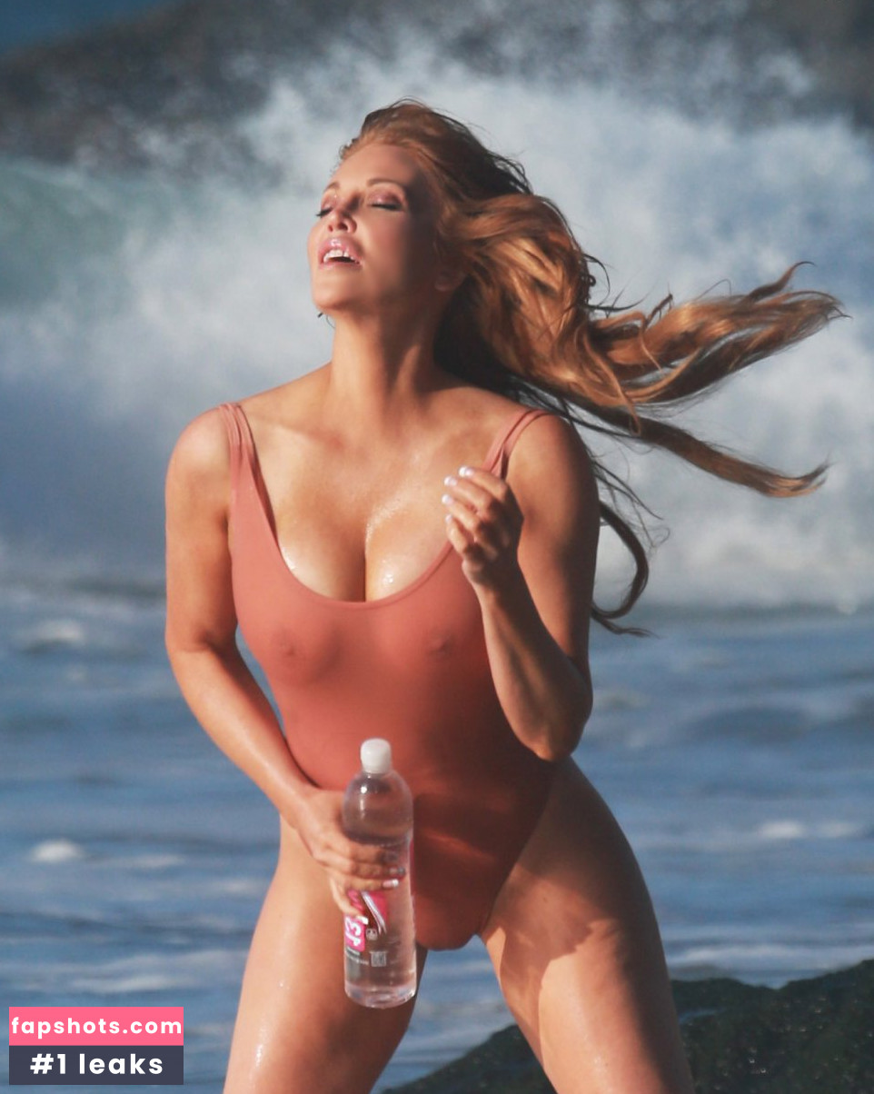 Angelica Bridges gallery photo #39