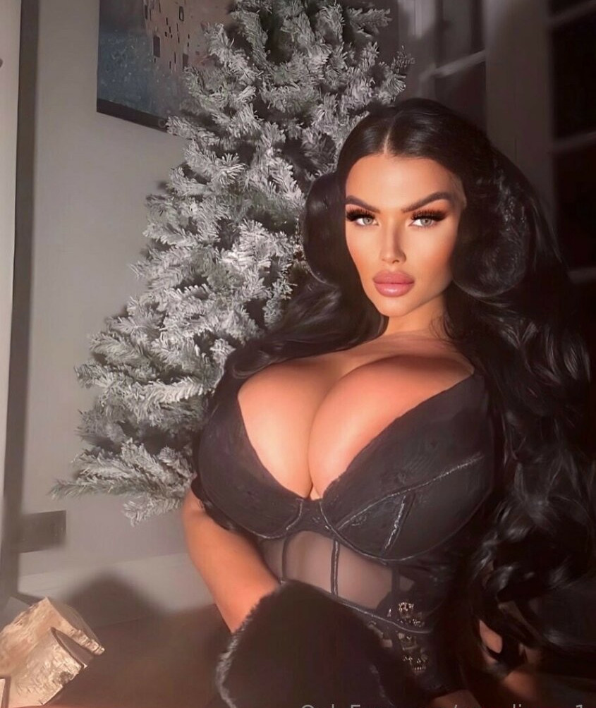 angelica-sharpe gallery photo #436