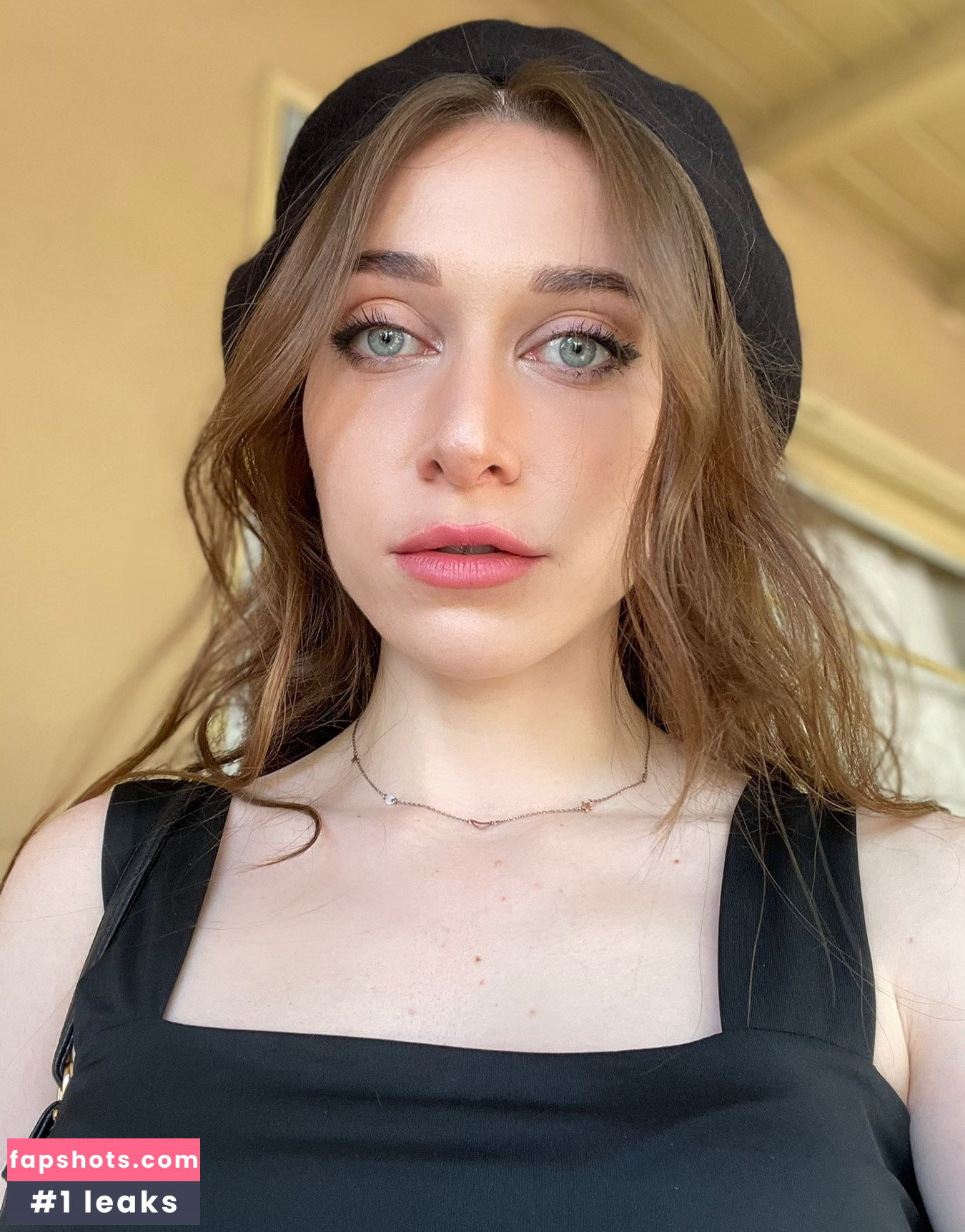 Angelica Trae gallery photo #27