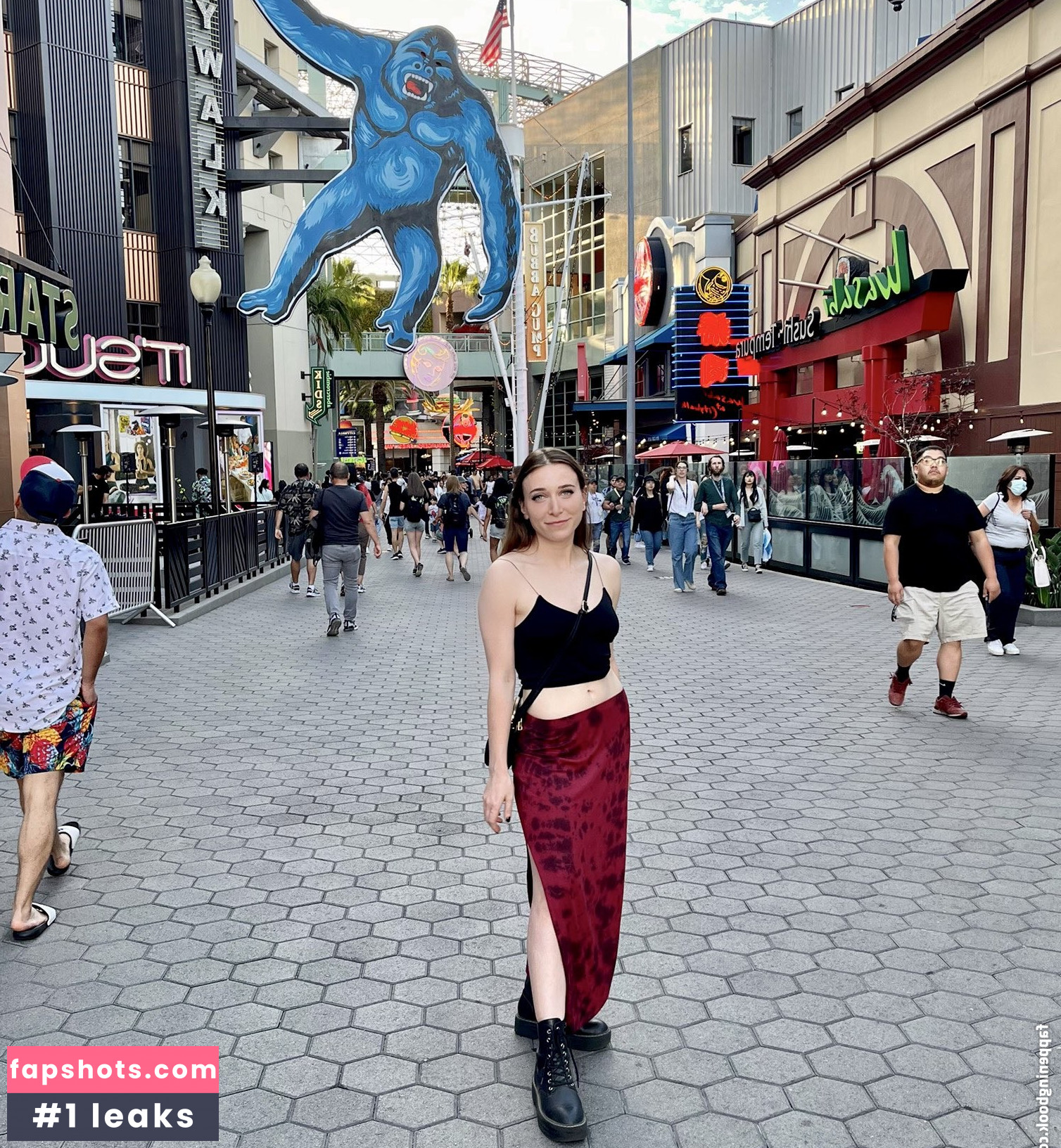 Angelica Trae gallery photo #31