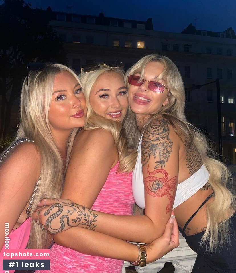 Angelika Kramer gallery photo #25