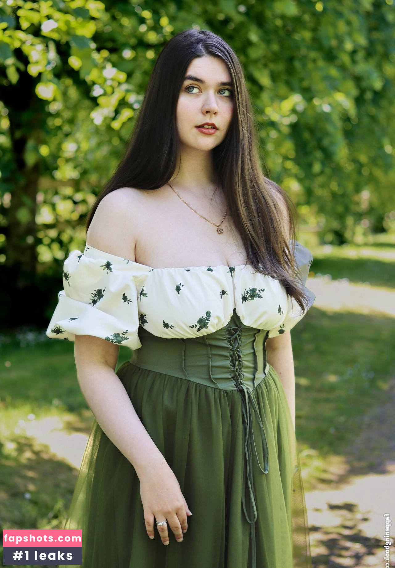 Angelika Seleznova gallery photo #9