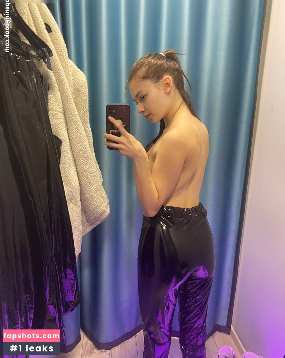 Angelina Doll gallery photo #22