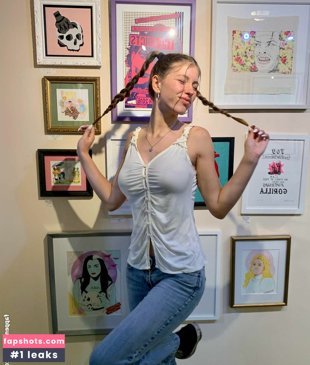 Angelina Grace gallery photo #38