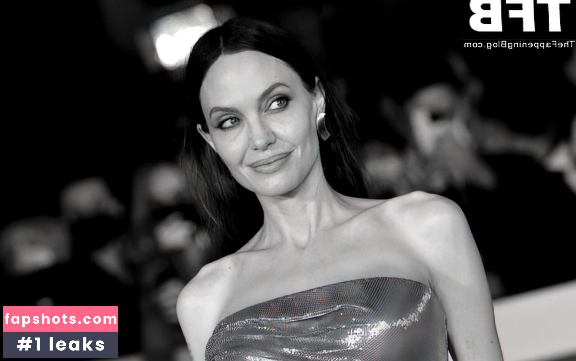 Angelina Jolie gallery photo #262