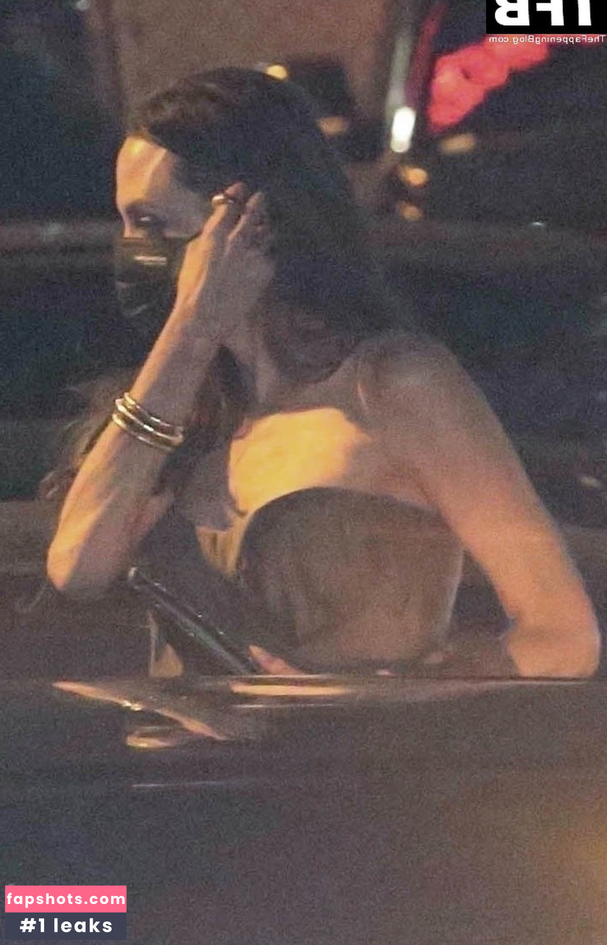 Angelina Jolie gallery photo #284