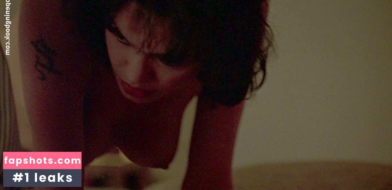 Angelina Jolie gallery photo #414