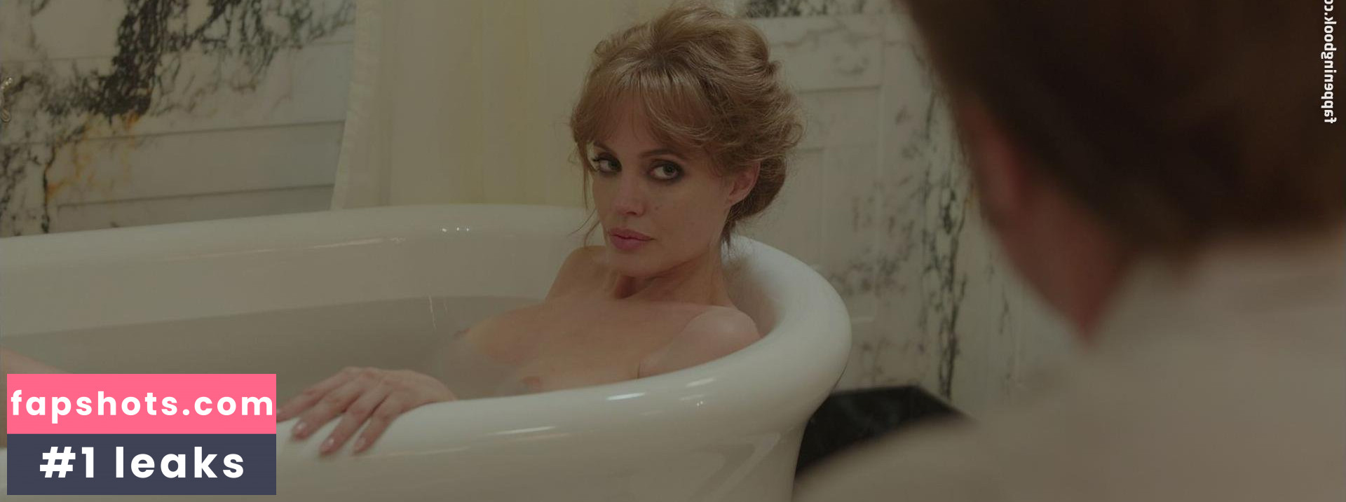 Angelina Jolie gallery photo #416