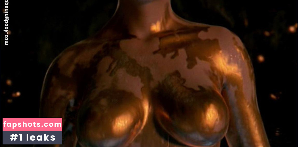 Angelina Jolie gallery photo #422