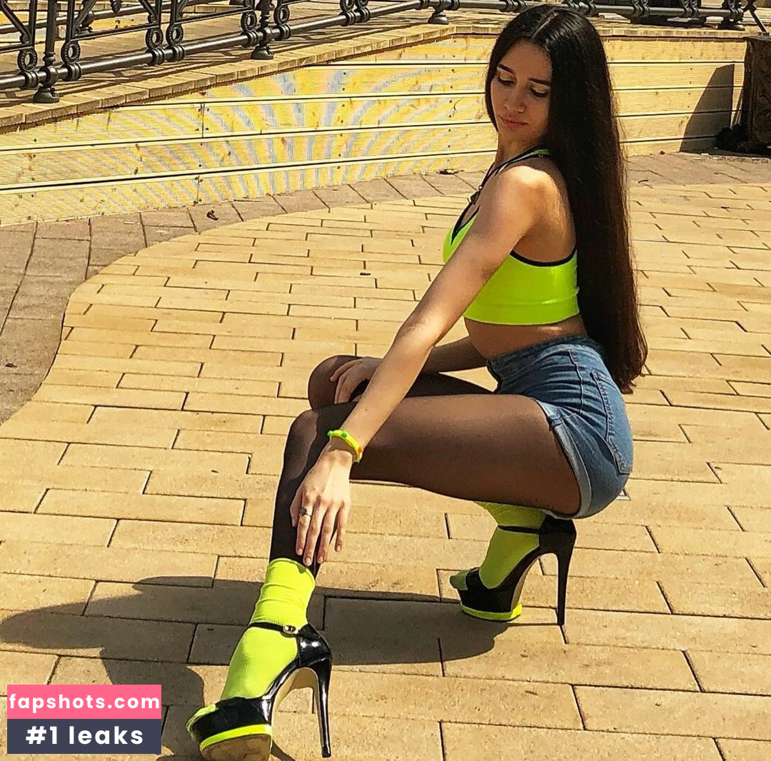 Angelina Nude Leaks OnlyFans Photos #22 - LeakJerk