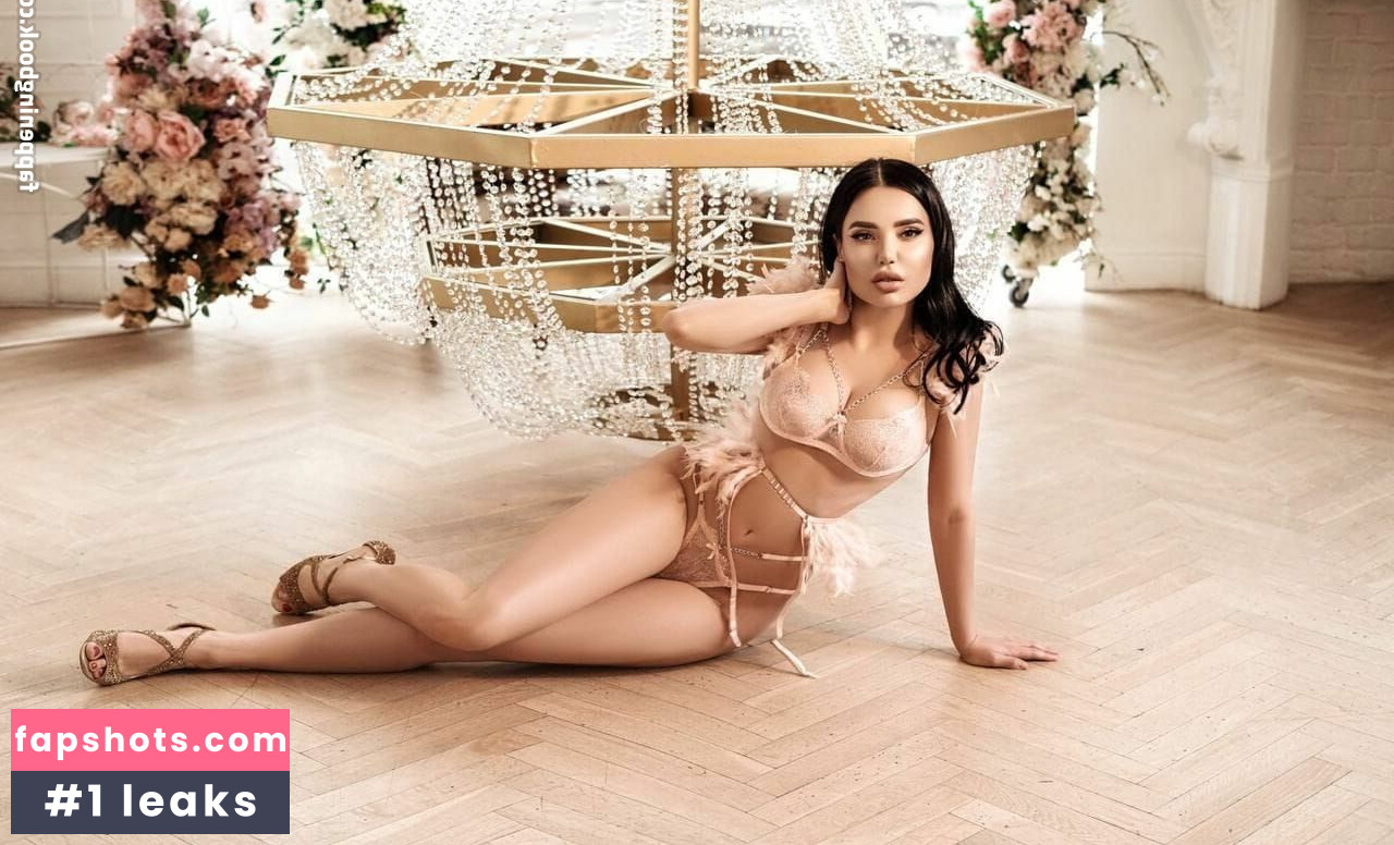 angelinavip gallery photo #2