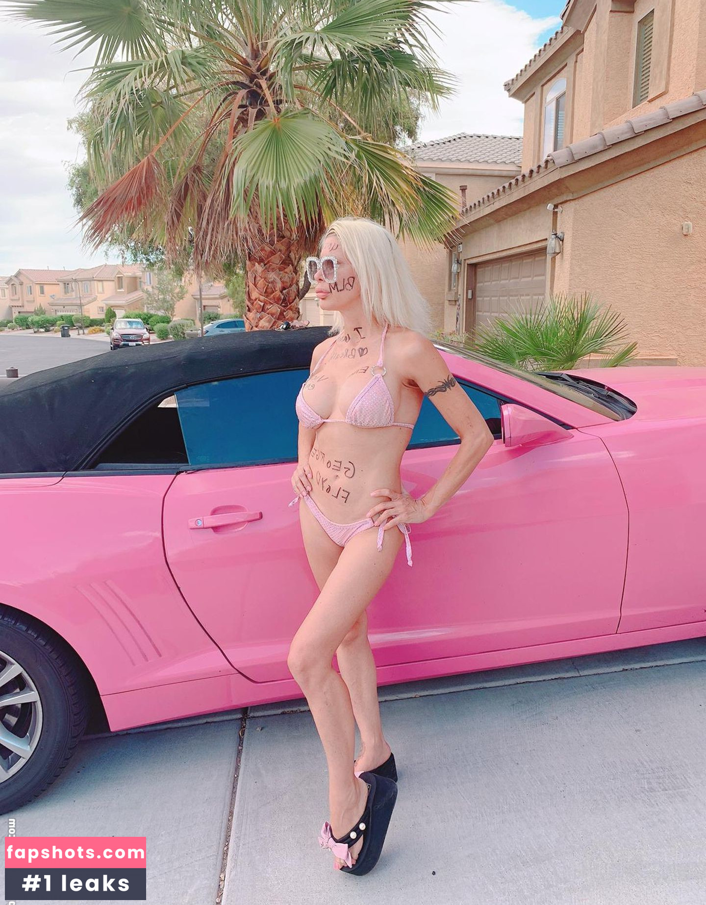 Angelique Morgan gallery photo #89