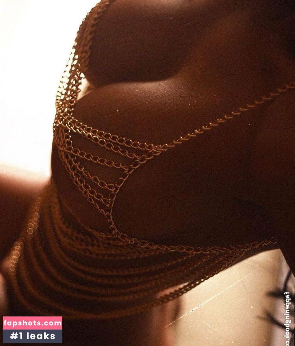 Angelique.vx gallery photo #29