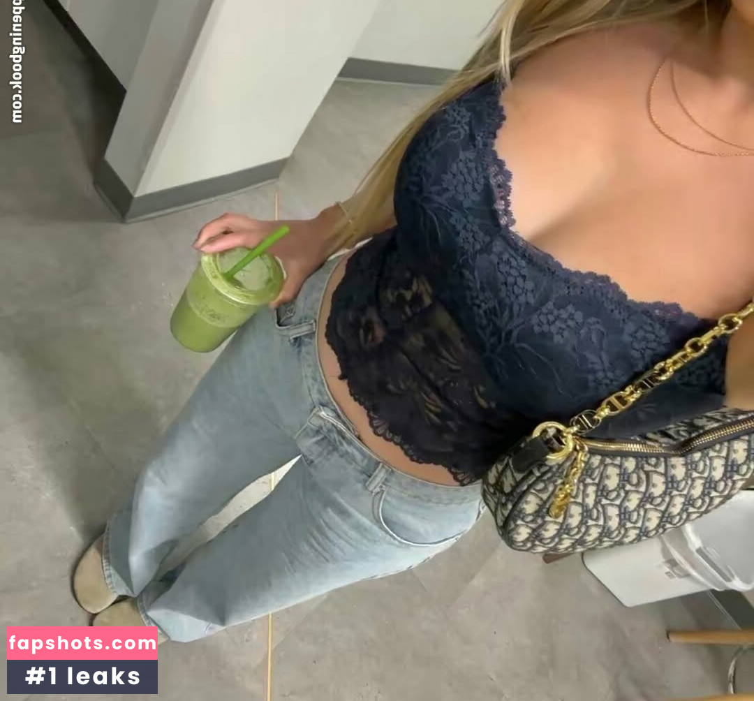 Angelle Dagun gallery photo #29