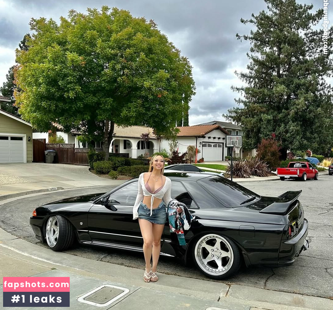 Angelle Dagun gallery photo #34