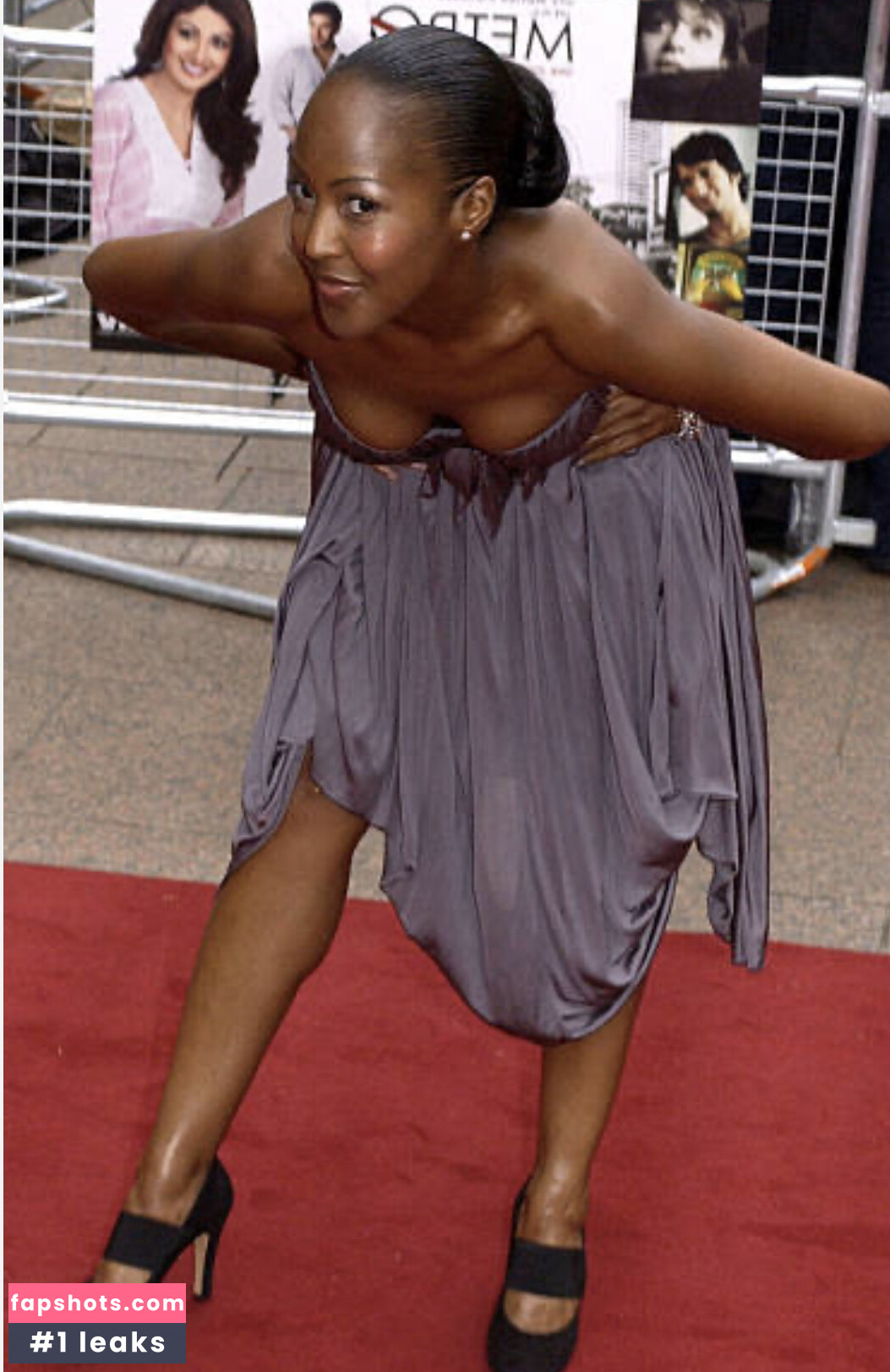 Angellica Bell gallery photo #21