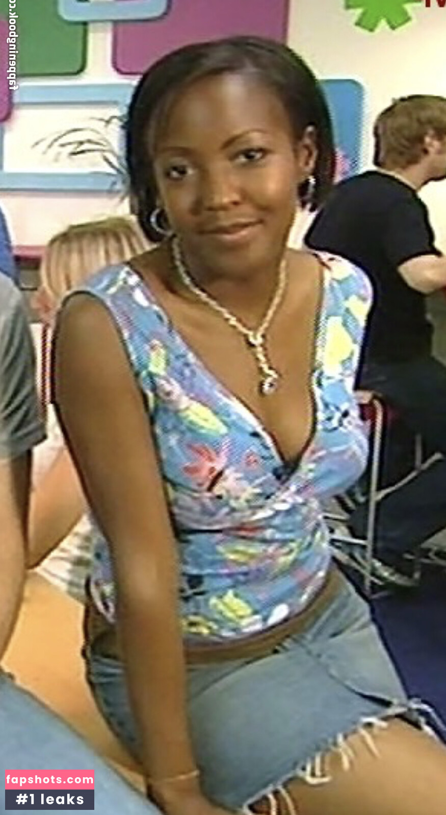 Angellica Bell gallery photo #28