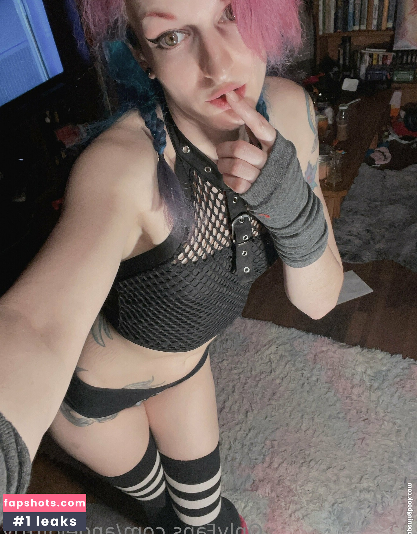 angeloftroy gallery photo #20