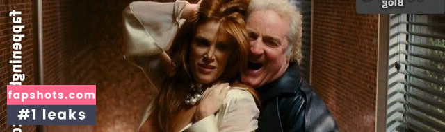 Angie Everhart gallery photo #4