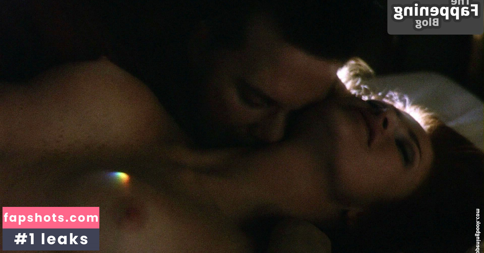 Angie Everhart gallery photo #34