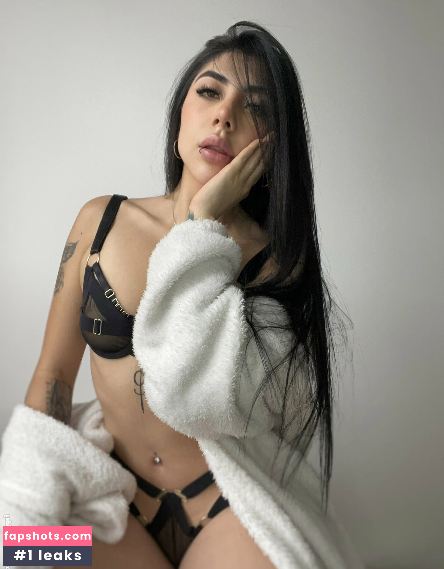 Angie Garcia gallery photo #11