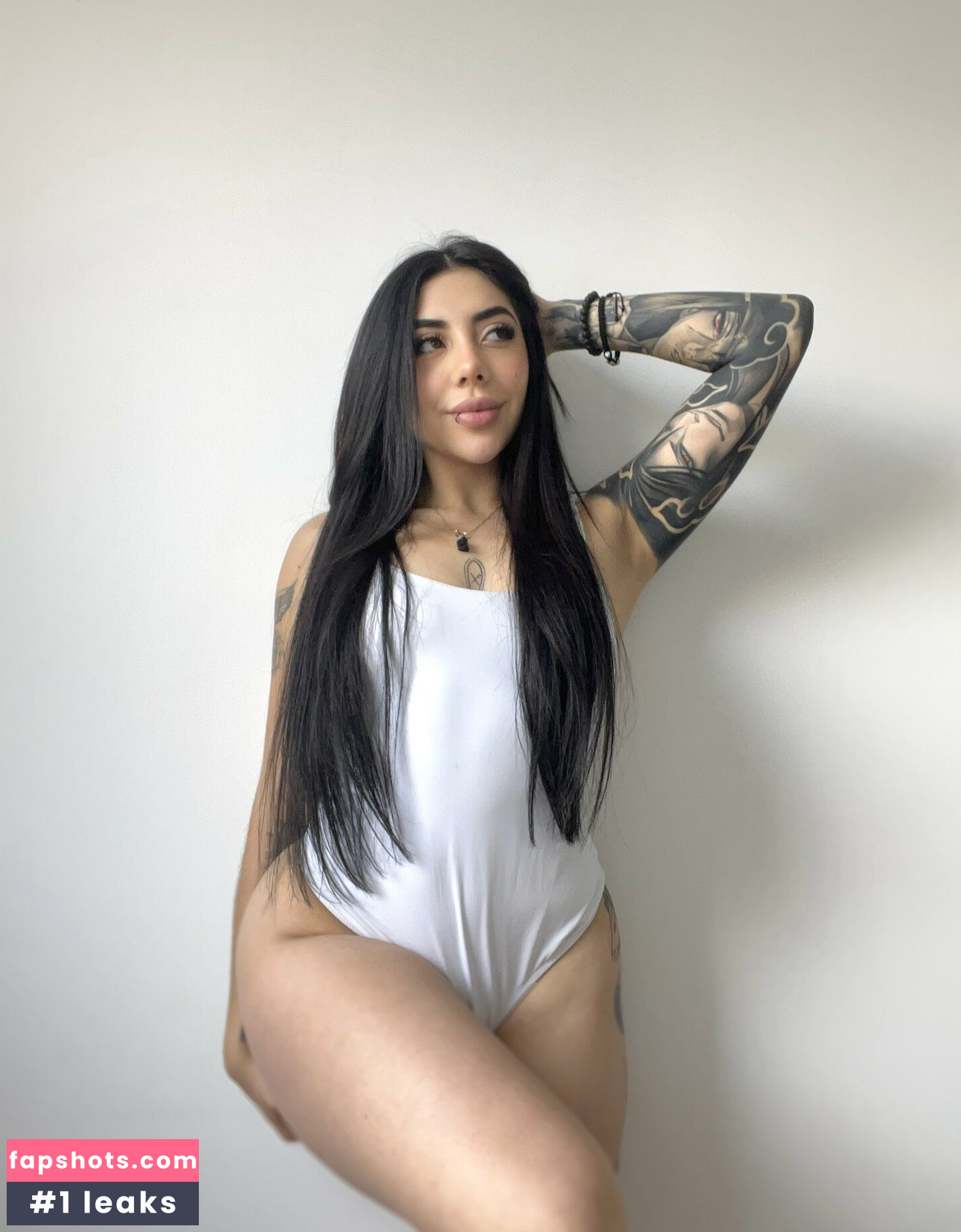 Angie Garcia gallery photo #6