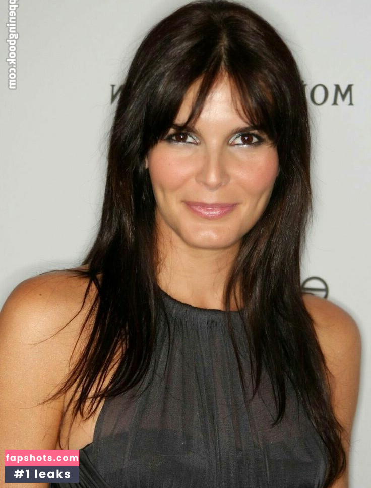 Angie Harmon Filtración Desnuda OnlyFans Foto #2 - Fapshots