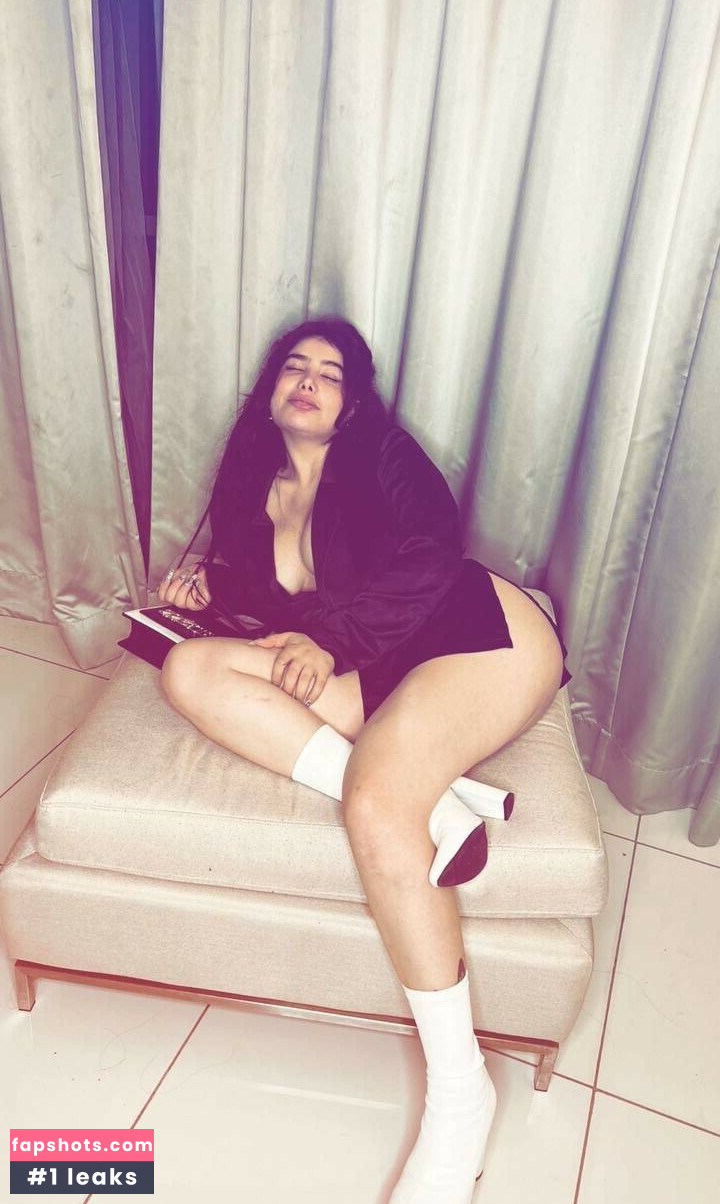 Angie Khoury Nude Leaks OnlyFans Photos #2 - LeakJerk