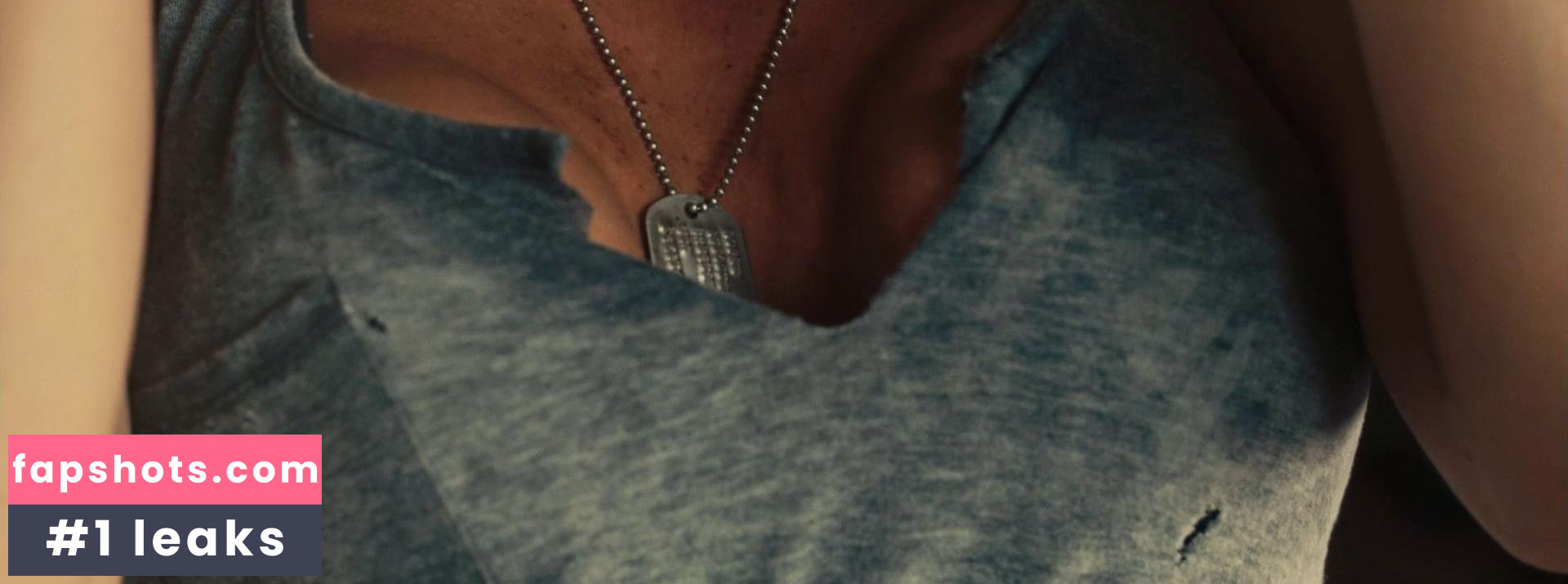 Angie Papanikolas gallery photo #6